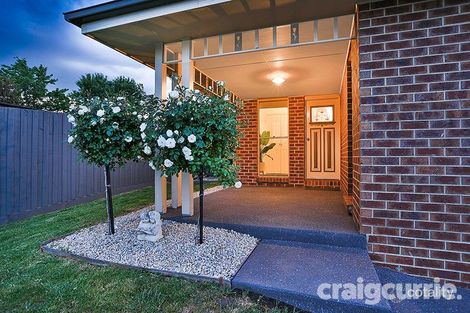 Property photo of 2 Janet Court Pakenham VIC 3810