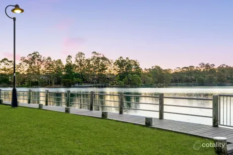 Property photo of 5 Moore Place Forest Lake QLD 4078