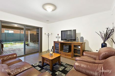 Property photo of 5 Buckthorn Drive Cranbourne North VIC 3977