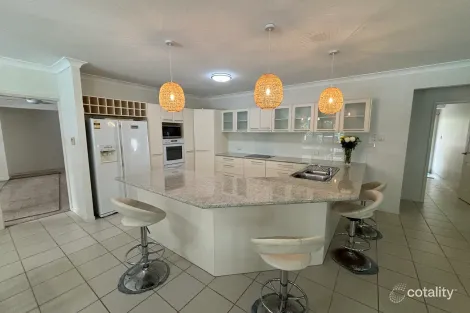 Property photo of 1 Lavender Close Glenview QLD 4553