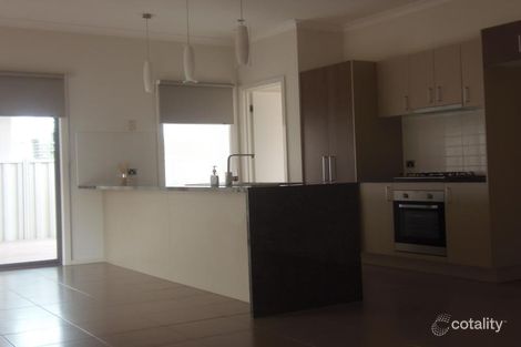 Property photo of 10 Etheridge Rise Caroline Springs VIC 3023