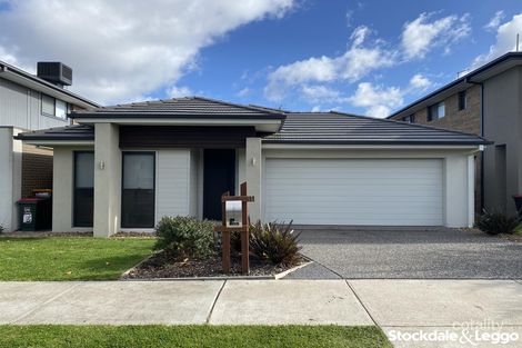 11 Lavinia St, Greenvale, VIC 3059