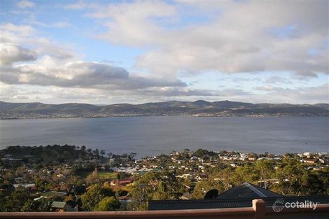Property photo of 1/18 Lindeith Court Sandy Bay TAS 7005