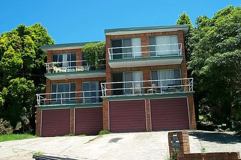 Property photo of 2 Hillview Crescent The Hill NSW 2300