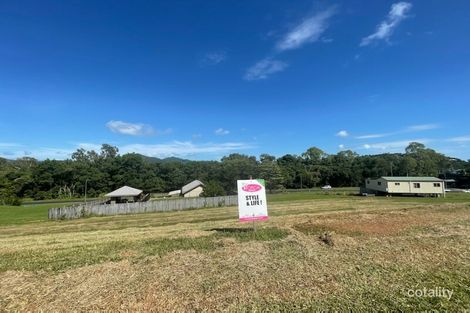 12 Riverside Tce, South Mission Beach, QLD 4852