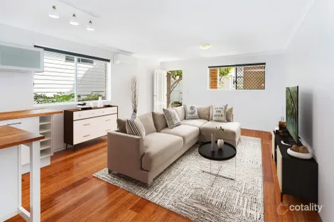 Property photo of 2/101 Gray Road West End QLD 4101