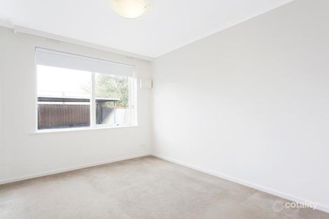 Property photo of 2/38 Shepparson Avenue Carnegie VIC 3163