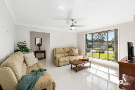 Property photo of 4 Day Court Wellington Point QLD 4160