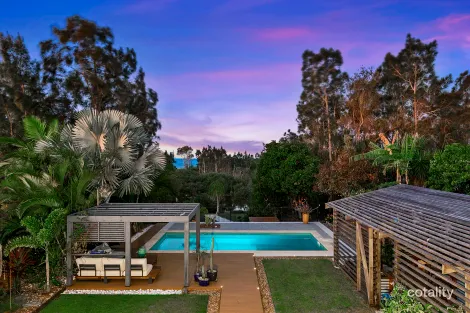 Property photo of 82 Beach Drive Burrum Heads QLD 4659
