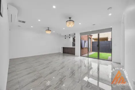 Property photo of 37 Frontier Circuit Tarneit VIC 3029