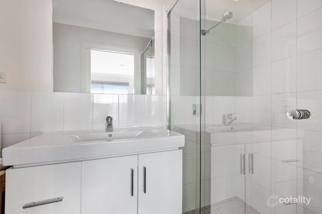 Property photo of 2/6 Central Avenue Thomastown VIC 3074