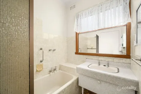 Property photo of 21 Anselm Grove Glenroy VIC 3046