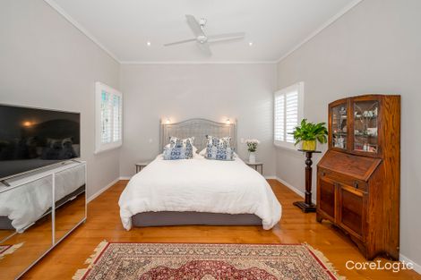 Property photo of 71 Long Street West Graceville QLD 4075