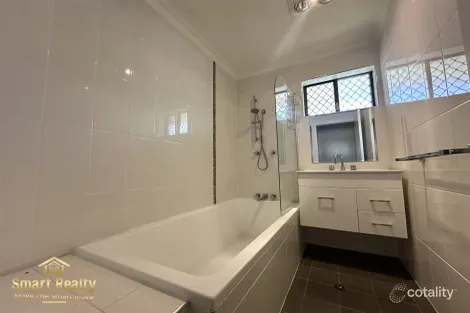 Property photo of 5 Cedar Way Maddington WA 6109