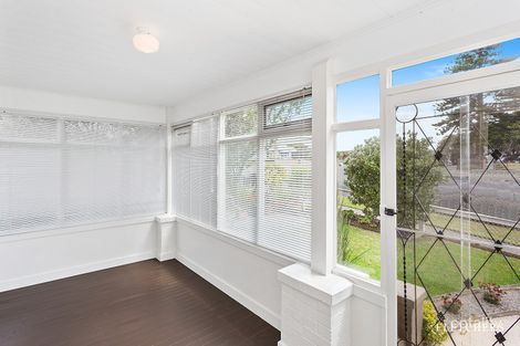 Property photo of 27 Hobson Street Queenscliff VIC 3225