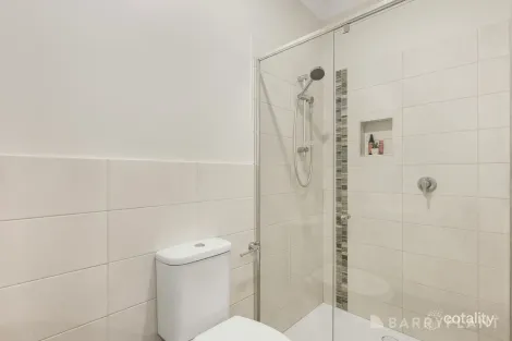 Property photo of 11A Sugarloaf Drive Chirnside Park VIC 3116