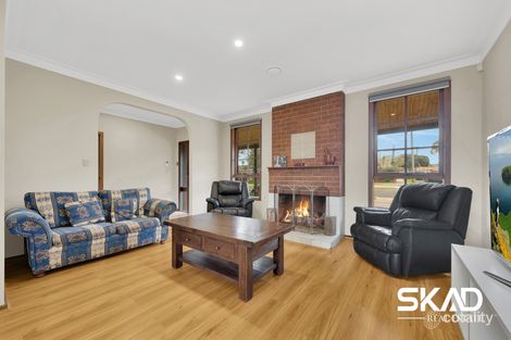 Property photo of 1 Simmington Circuit Greenvale VIC 3059