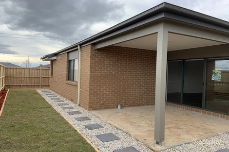 Property photo of 38 Blairmont Crescent Tarneit VIC 3029