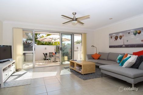 Property photo of 6 Bears Court Arundel QLD 4214