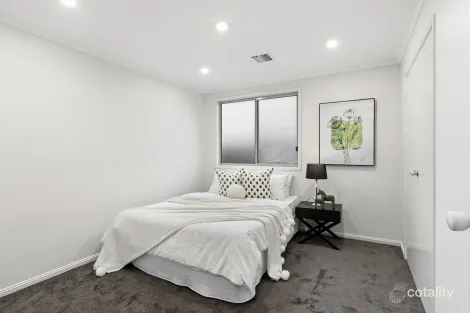 Property photo of 6 Scotney Court Oakden SA 5086