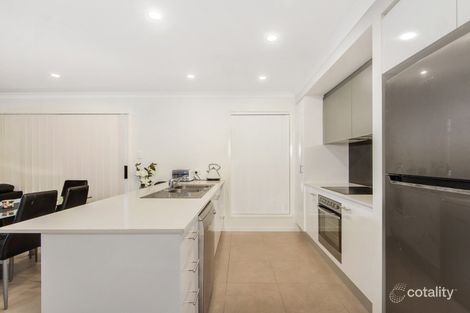 Property photo of 10 Gordon Street Ormeau Hills QLD 4208