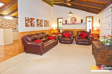 Property photo of 16 Voltaire Crescent Petrie QLD 4502