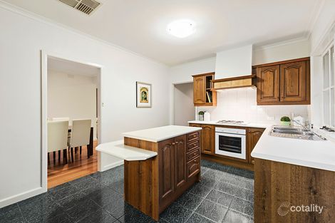 Property photo of 1/4 Jolimont Road Forest Hill VIC 3131