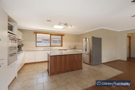 Property photo of 13 Bates Street Cranbourne West VIC 3977