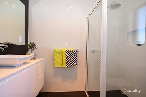 Property photo of 17 Haywood Drive Orange NSW 2800