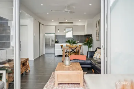 Property photo of 2/29 Camperdown Street Coffs Harbour NSW 2450