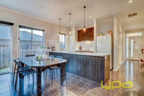 Property photo of 1 Viscosa Road Brookfield VIC 3338