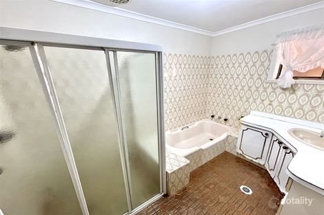 Property photo of 34 Murrumbidgee Avenue Griffith NSW 2680