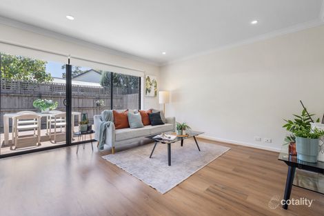 Property photo of 2 Molly Close Kilsyth VIC 3137