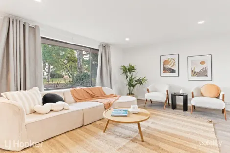 10 Snowy Dr, Valley View, SA 5093