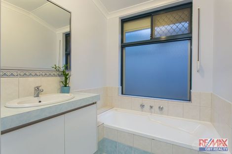 Property photo of 6 Crystal Turn Bennett Springs WA 6063