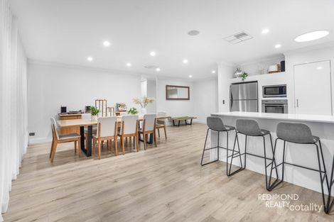 242 Trappers Dr, Woodvale, WA 6026