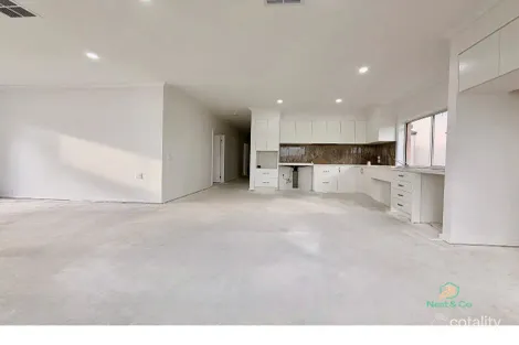 Property photo of 16 Cedar Street Donnybrook VIC 3064