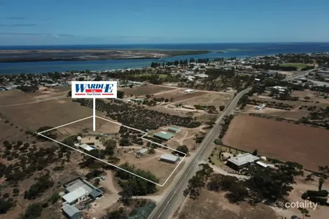 84 Upper Yorke Rd, Port Broughton, SA 5522