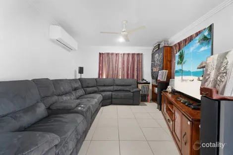 Property photo of 38 Picadilly Circuit Urraween QLD 4655