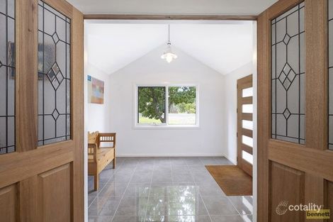 Property photo of 282 Lieutenant Bowen Drive Bowen Mountain NSW 2753