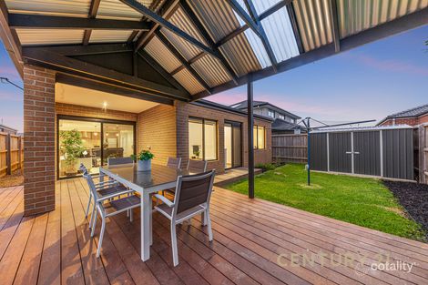 19 Curved Trunk Rd, Officer, VIC 3809