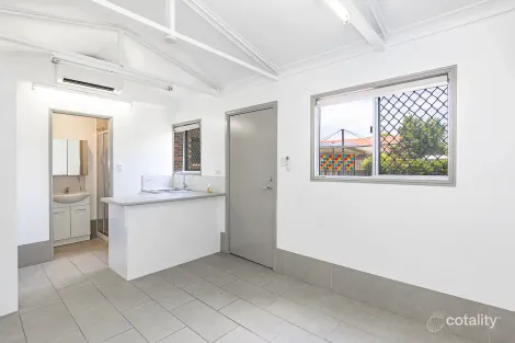 Property photo of 8 Berkeley Court Kirwan QLD 4817