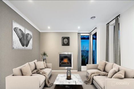 Property photo of 4 Grandvista Boulevard Werribee VIC 3030