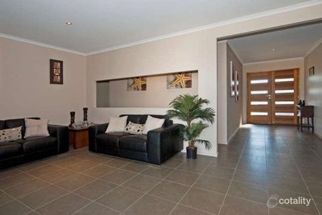 Property photo of 21 Ivory Close Peak Crossing QLD 4306