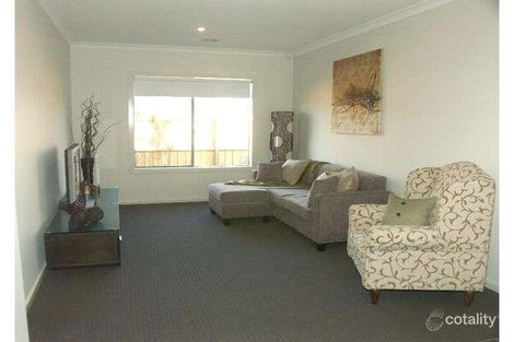 Property photo of 82 Rowes Road Werribee VIC 3030