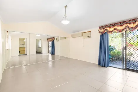 Property photo of 20 Kythera Road Emerald QLD 4720