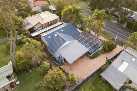 Property photo of 32-34 Scenic Drive Budgewoi NSW 2262