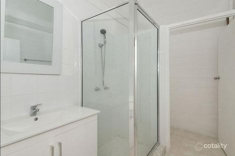Property photo of 5/165 Harold Street West End QLD 4810