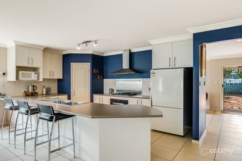 Property photo of 26 Collins Street Mount Lofty QLD 4350