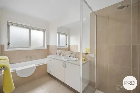 Property photo of 13 Glenferrie Drive Shepparton VIC 3630